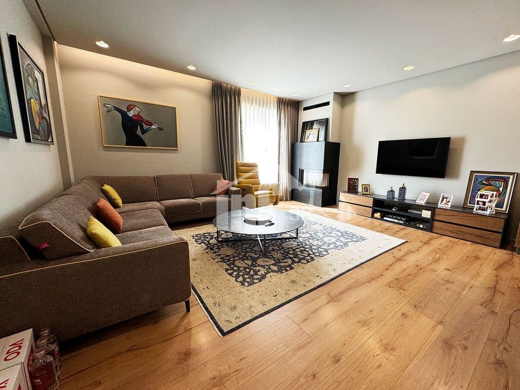 SECRET GARDEN RESIDENCE, VETEM 500 M NGA TEG