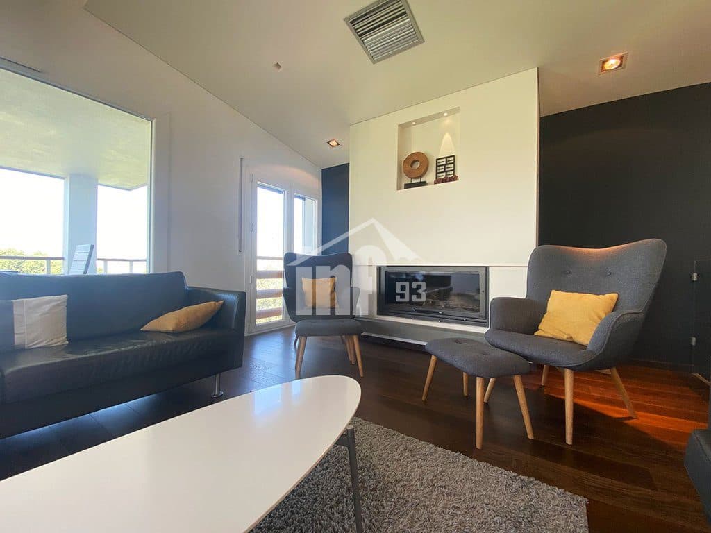 "LONG HILLS" RESIDENCE, 500 M NGA TEG 3