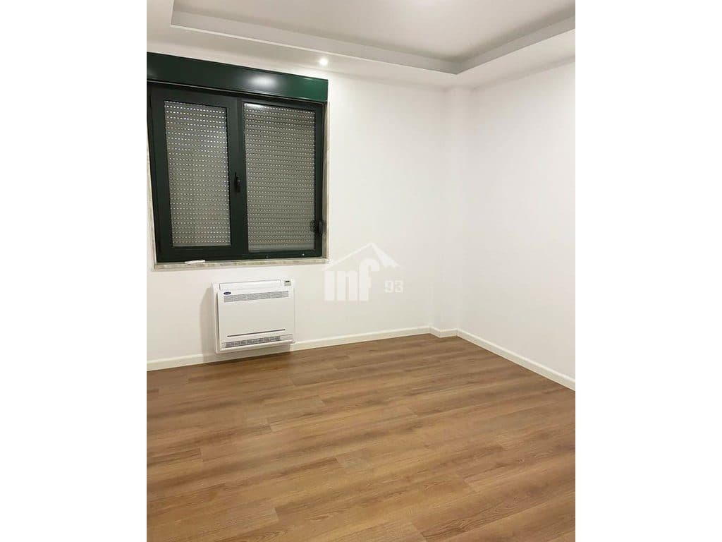 ZONA E BLLOKUT, MBRAPA KULLAVE BINJAKE 4