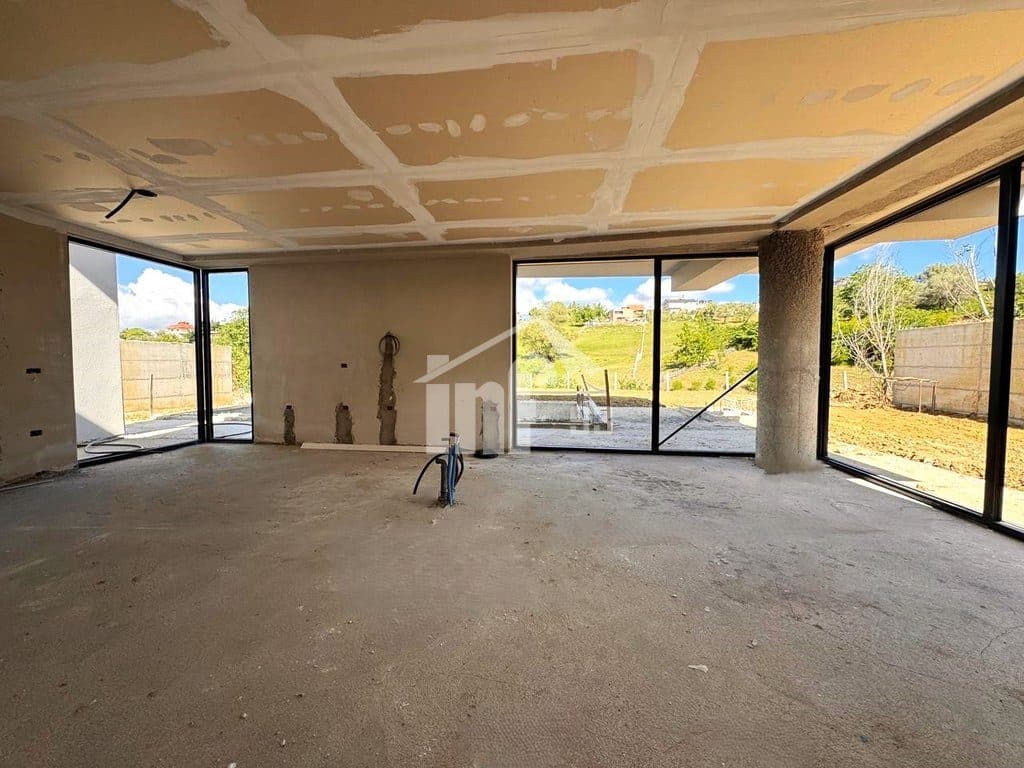 Home for sale in Tiranë 2