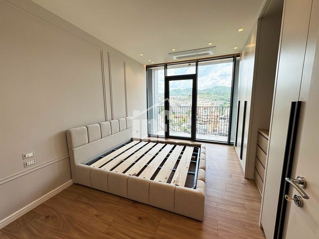 “LAKE VIEW” RESIDENCES, NE RRUGEN “KRISTO LUARASI” 3