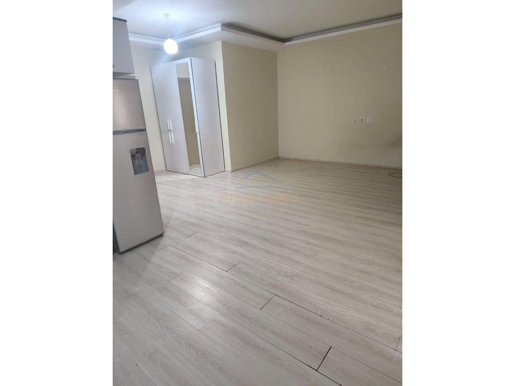 Shitet,Apartament 2+1,Rruga 5 Maji, Tirane 4