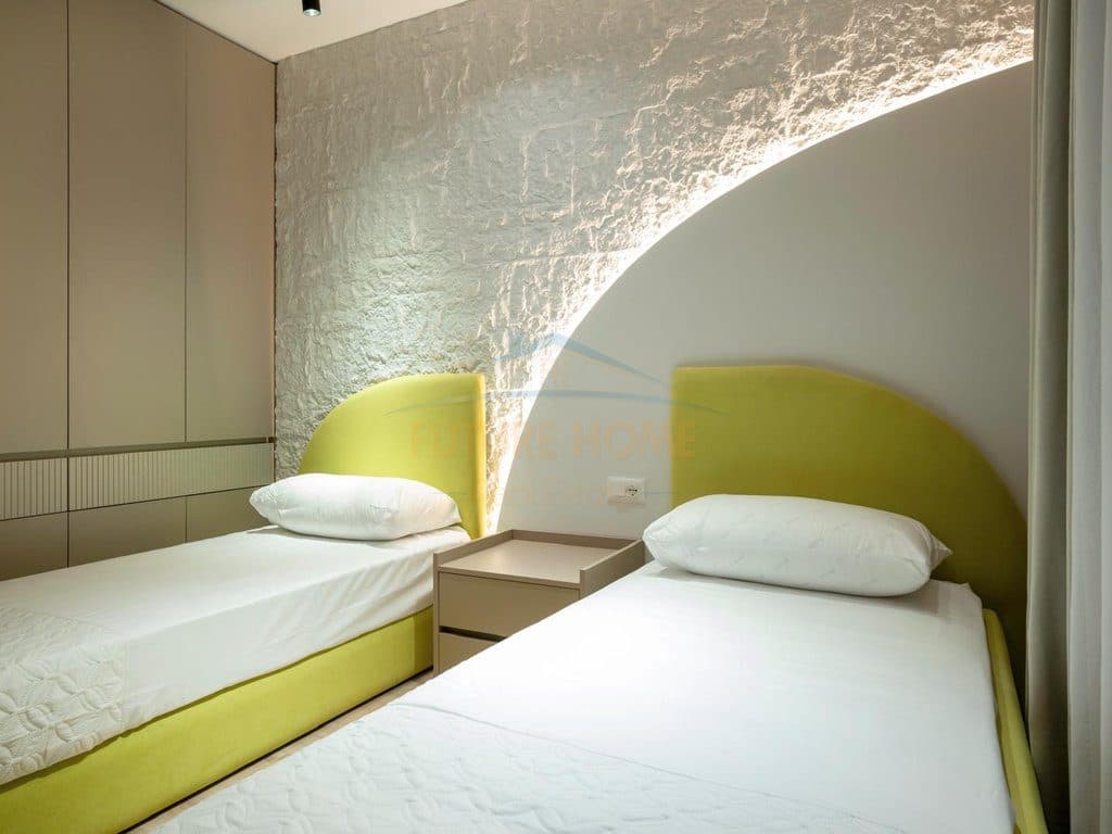 Disponojme Apartament 2+1+2 per shitje ne zonen e Unazes se Re, Bulevardi Migjeni Tiranë 2