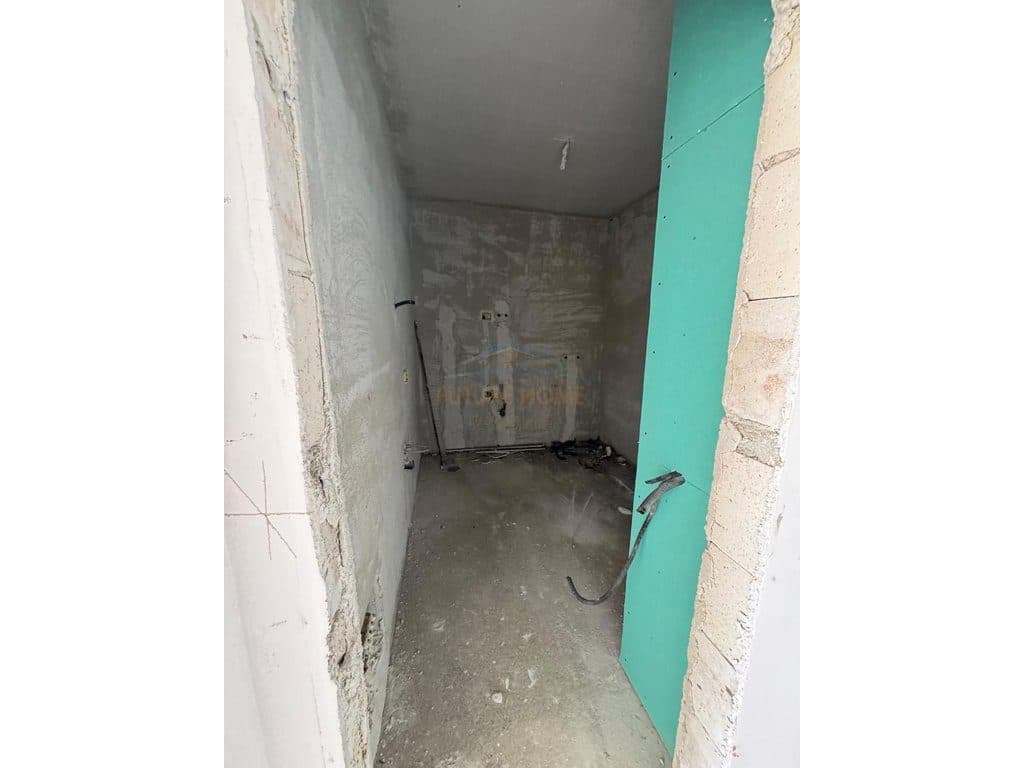 Shitet, Apartament 3+1, Porto Lalzi, Hamallaj 4