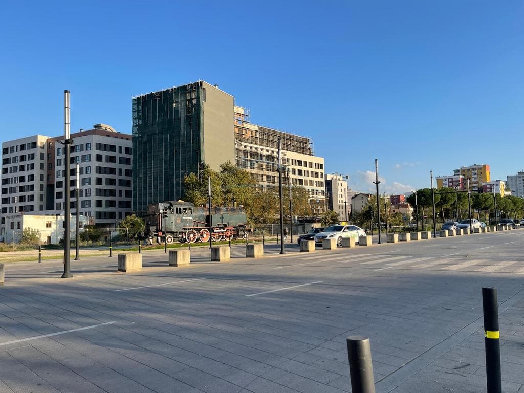 Shitet, Apartament 2+1+2, Bulevardi i Ri, Tirane