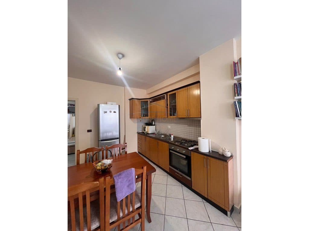 Shitet, Apartament 1+1, Pranë Vilës L, Unaza e Re 2