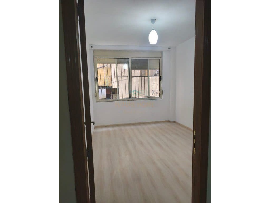 Shitet,Apartament 2+1,Rruga 5 Maji, Tirane