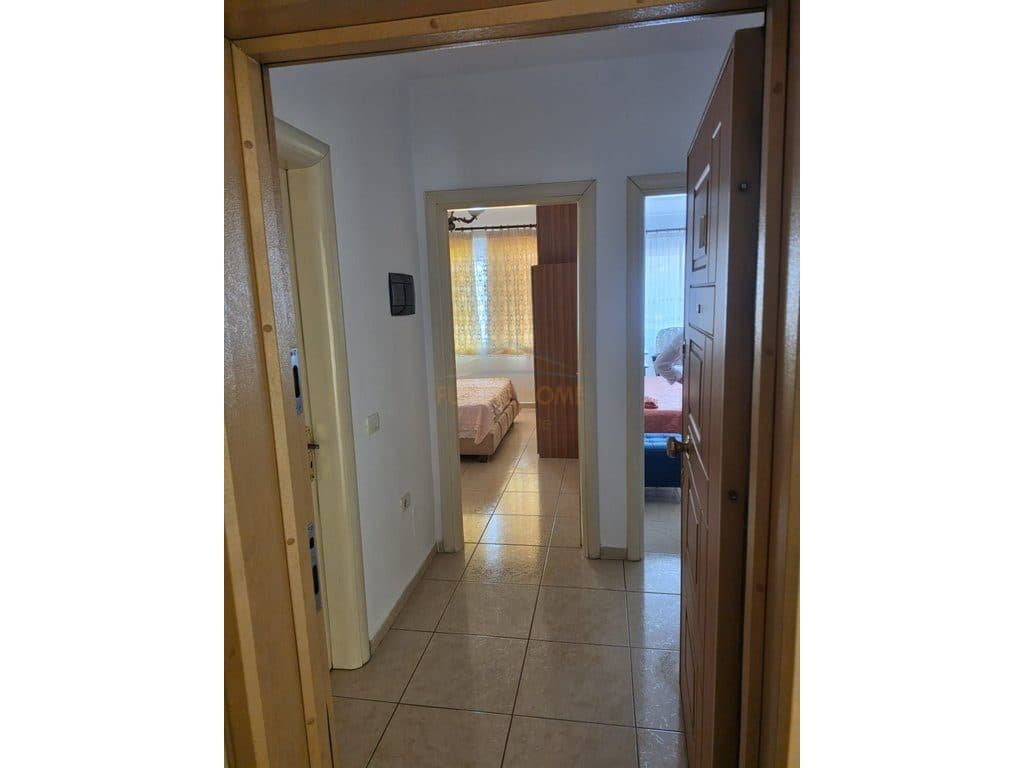 Shitet,Apartament 1+1,Unaza e Re,Tirane. 4