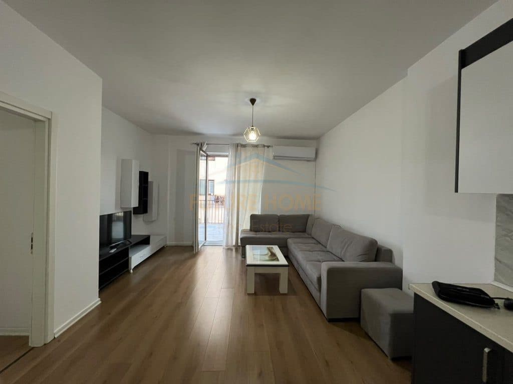 Shitet, Apartament 2+1+Post Parkimi, Grand Gallery, Yzberisht, Tirane.