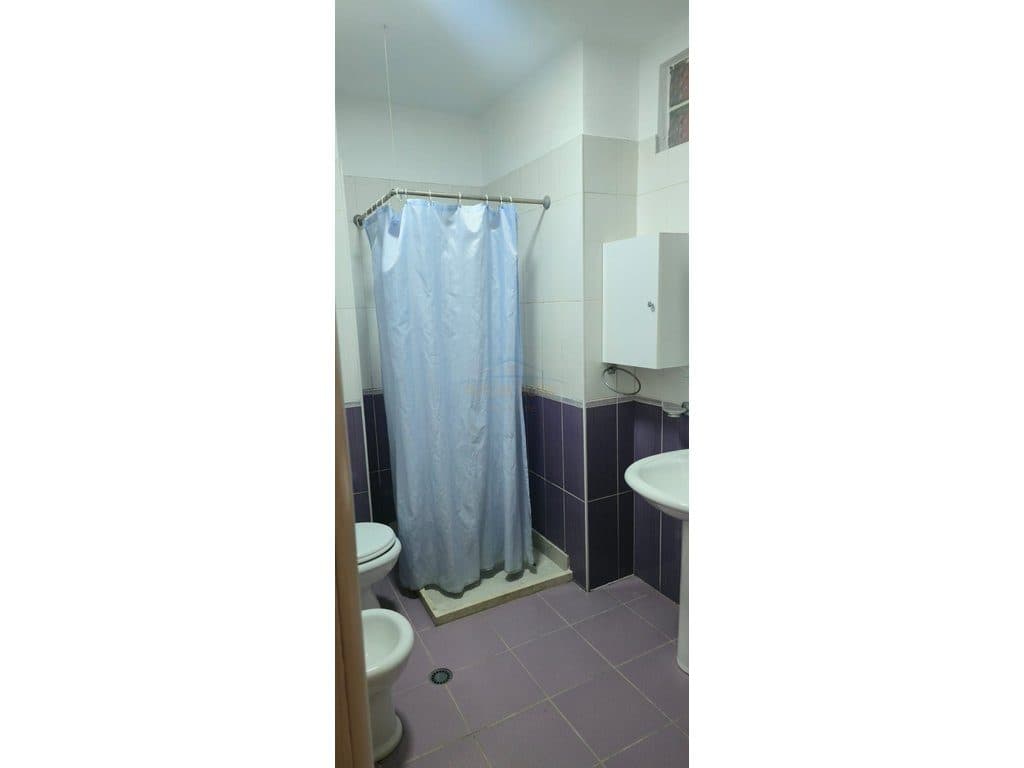 Shitet,Apartament 1+1,Unaza e Re,Tirane. 3