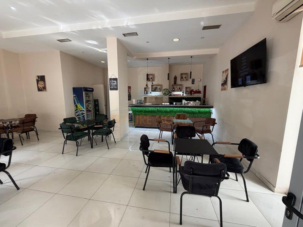 Shitet, Bar-Kafe, Astir, Tiranë.