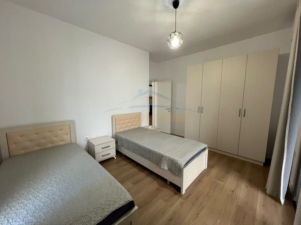 Shitet, Apartament 2+1+Post Parkimi, Grand Gallery, Yzberisht, Tirane. 4
