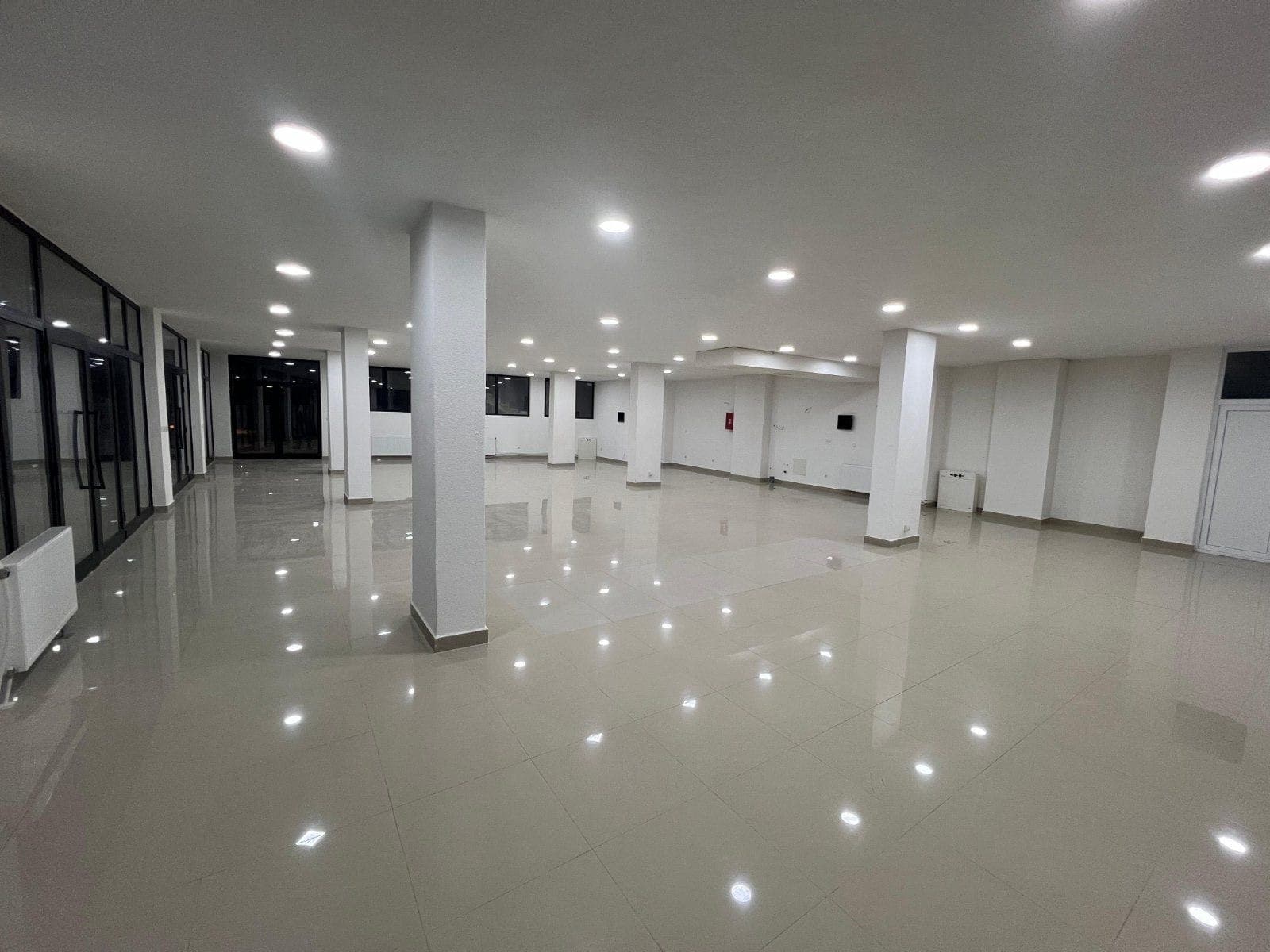 Lokal 261m2 #MeQera te Lagjja e Spitalit 4