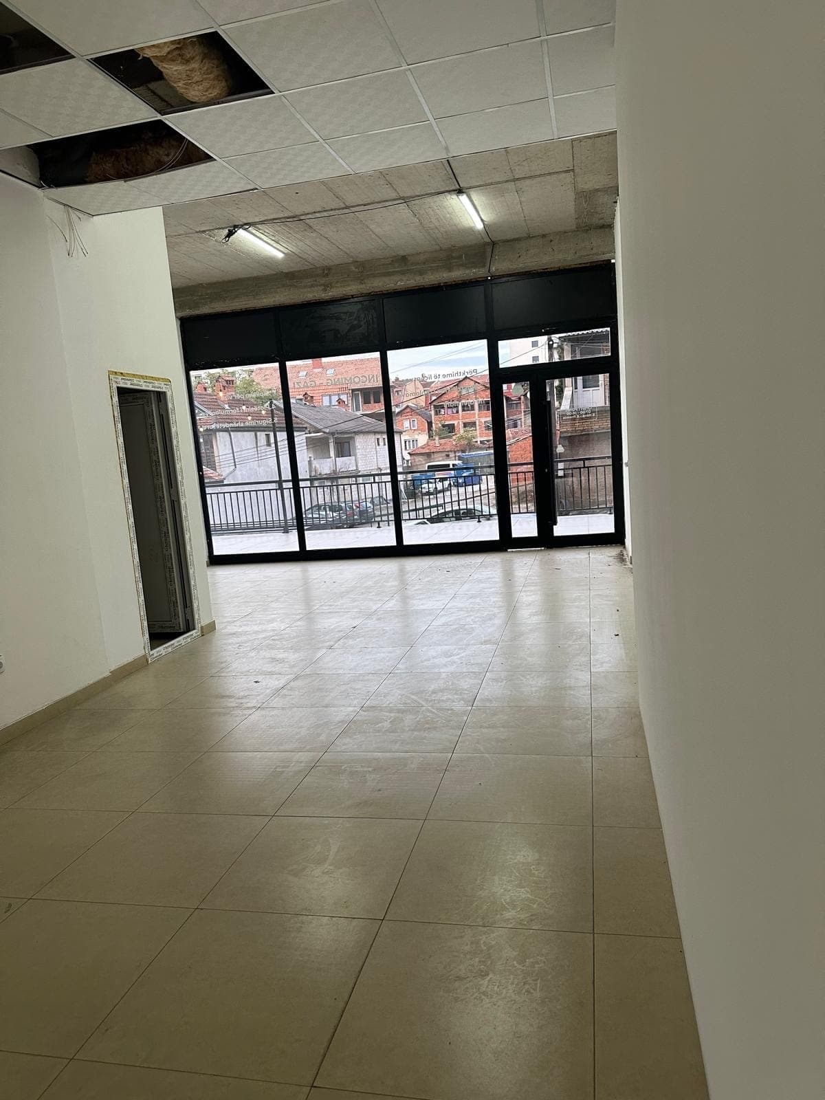 Lokal 86m2 #MeQera te Muhaxhert 3