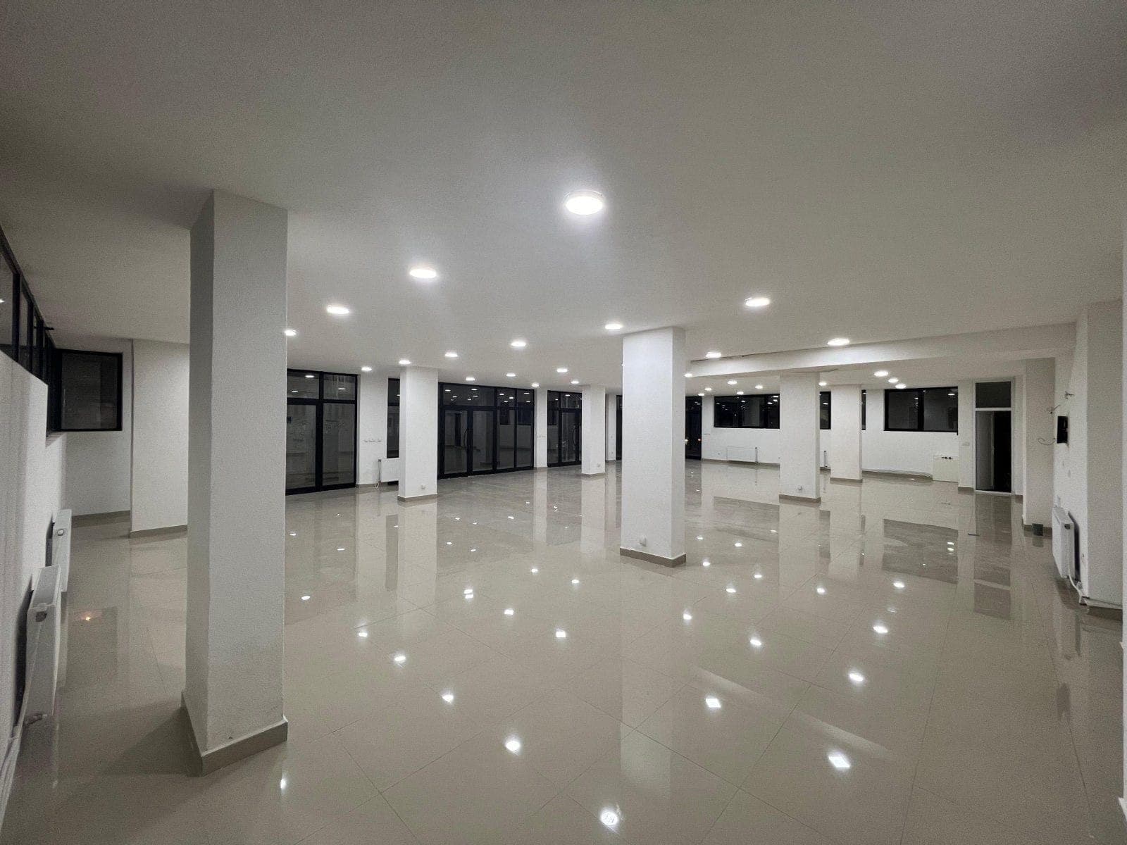 Lokal 261m2 #MeQera te Lagjja e Spitalit