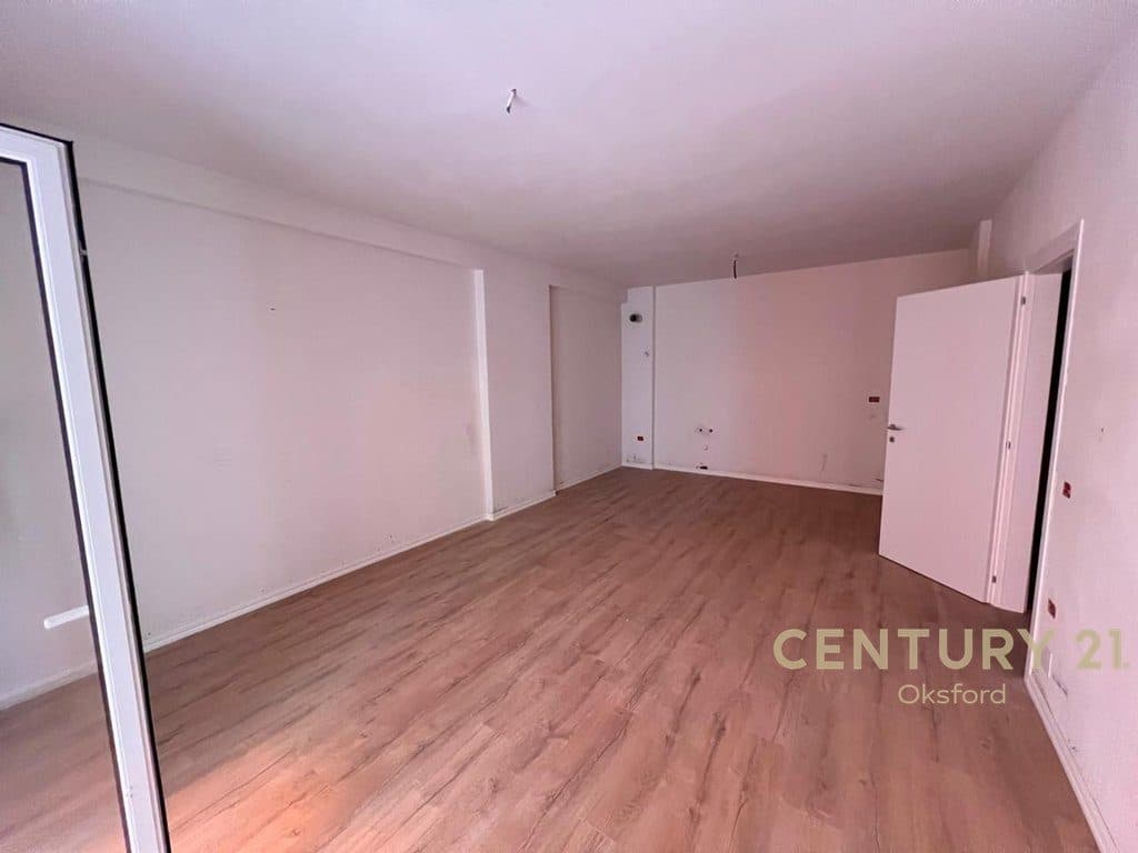 APARTAMENT 1+1 PER SHITJE NE YZBERISHT 2