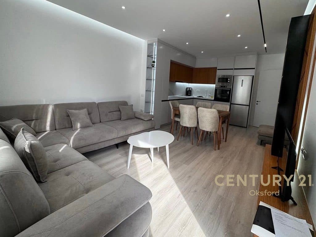 Apartament 2+1 Për Qira në Universe City Residence me Parkim, Tiranë - 90m²!