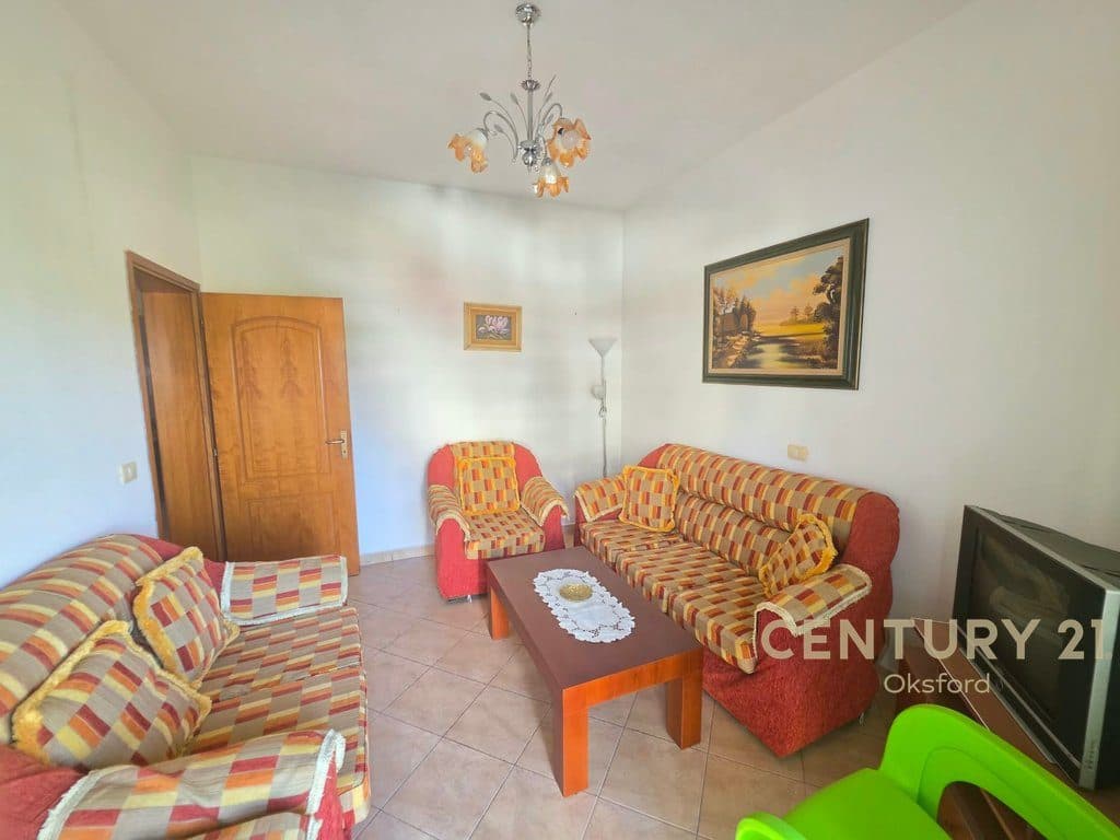 SHITET APARTAMENT 1+1, PLAZH, ILIRIA