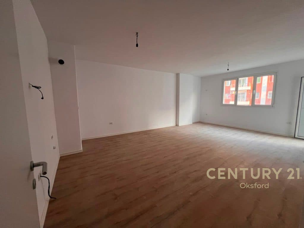YZBERISHT, 2 APARTAMENT 1+1 PER SHITJE