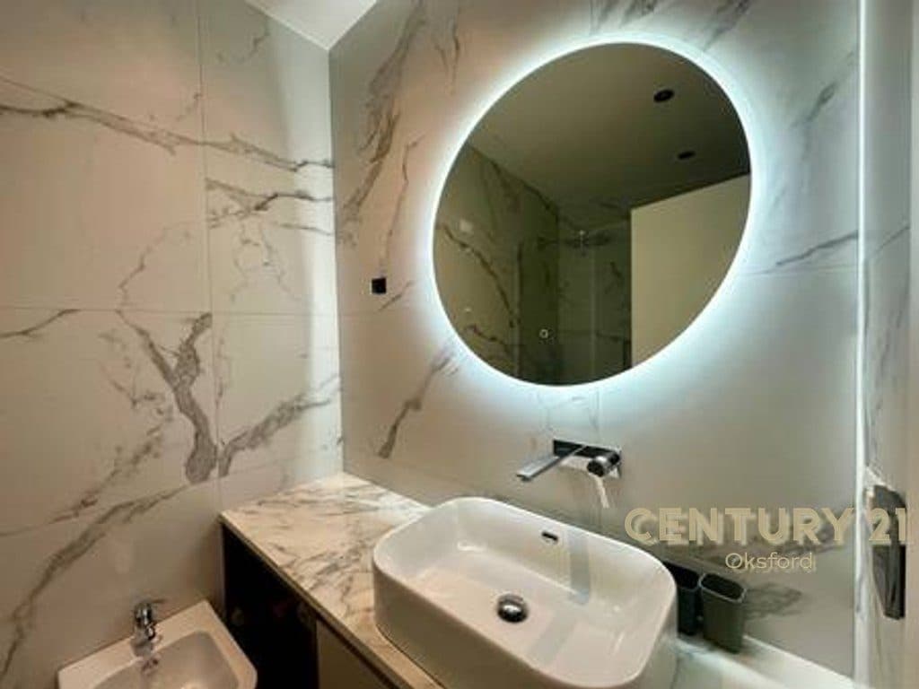 Shesim apartament modern+post parkimi tek Rezidenca Lake View!