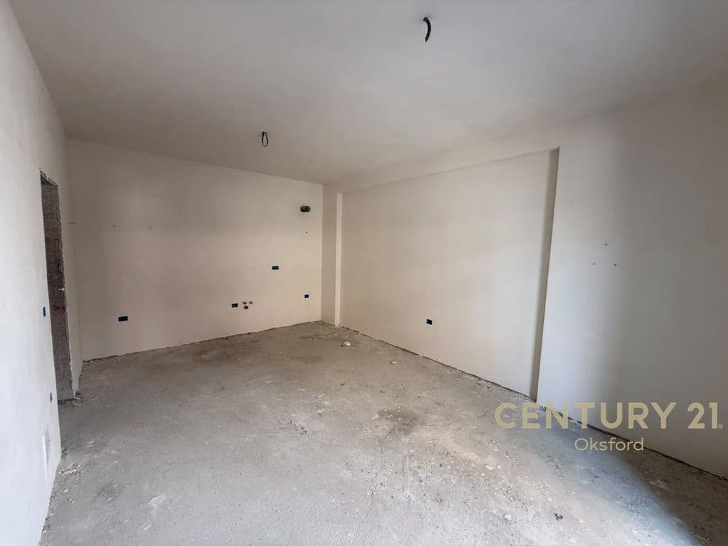 Shesim apartament 1+1 tek Ish Fusha e Aviacionit! 2