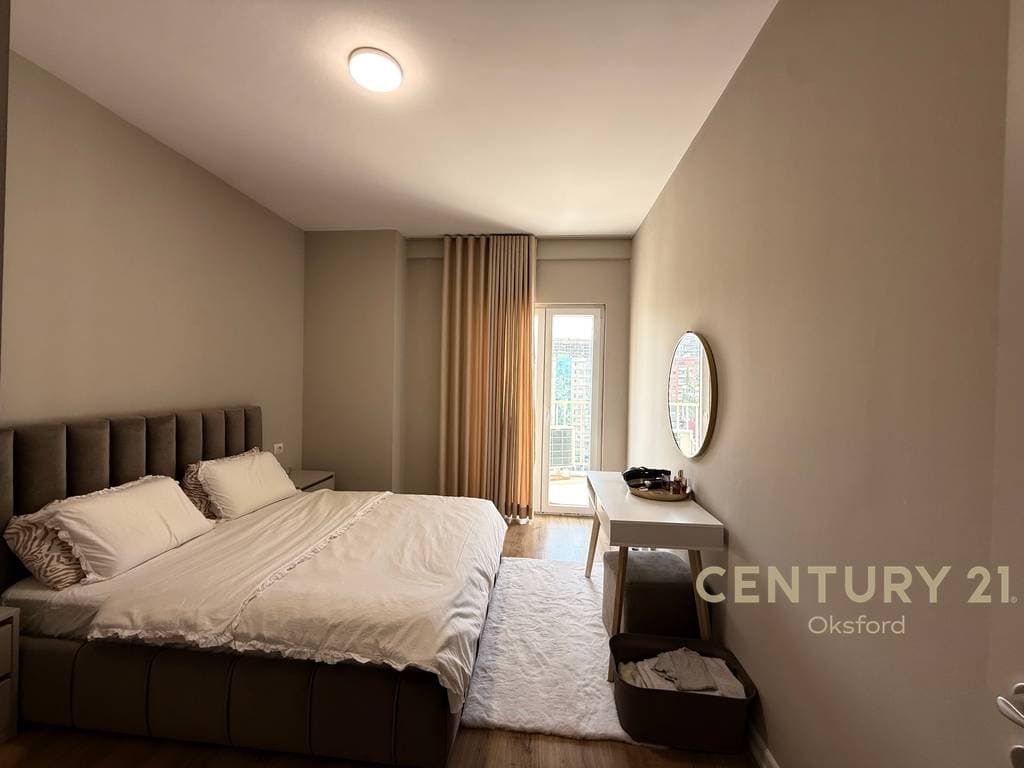 Apartament per qira 1+1 i mobiluar përball Ring Center, tek Zogu I Zi! 3