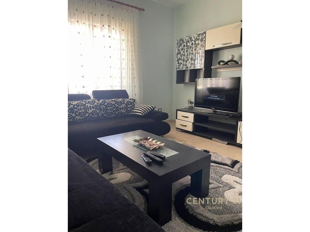 APARTAMENT PËR QIRA 2+1 ME POST PARKIMI PRANE ISH DOGANES 2