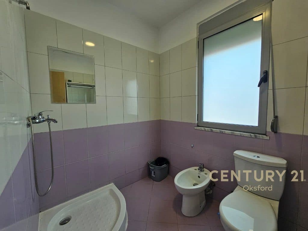 SHITET APARTAMENT 2+1+2 TE LIQENI I THATE 4