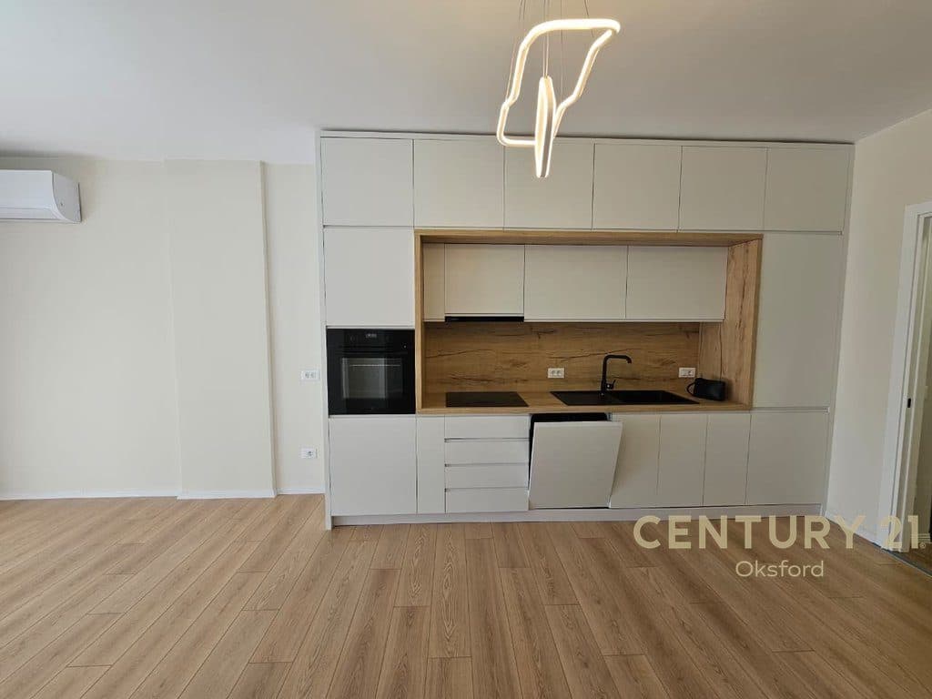 JEPET ME QERA APARTAMENT 2+1+2 TE ISH FUSHA AVIACIONIT 2