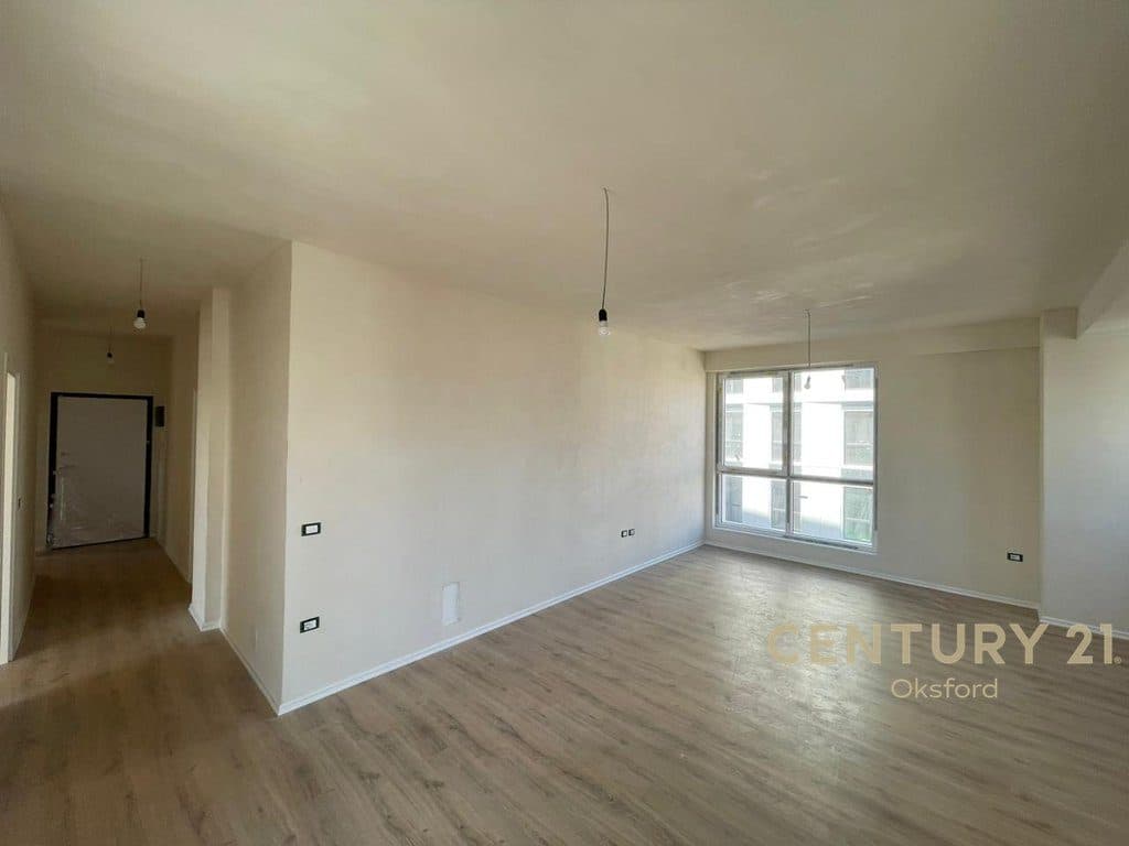 SHITET APARTAMENT 3+1+2 TEK KOMUNA E PARISIT 4