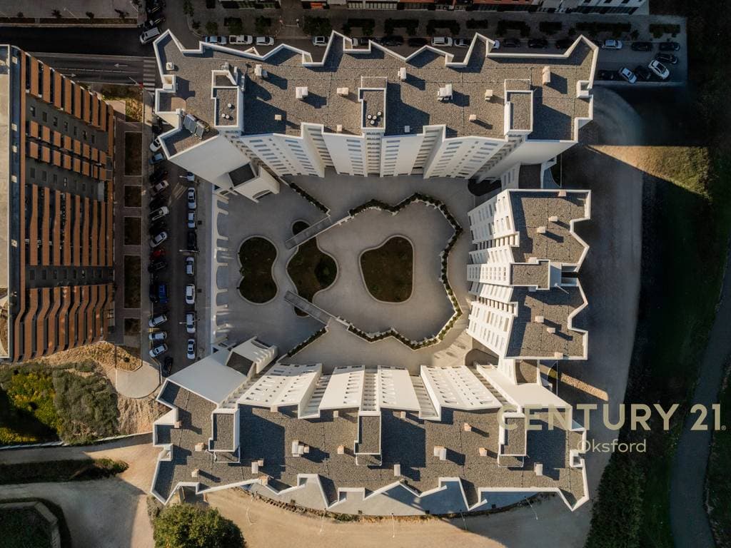 AMBIENT KOMERCIALE për SHITJE në River Residence! 3