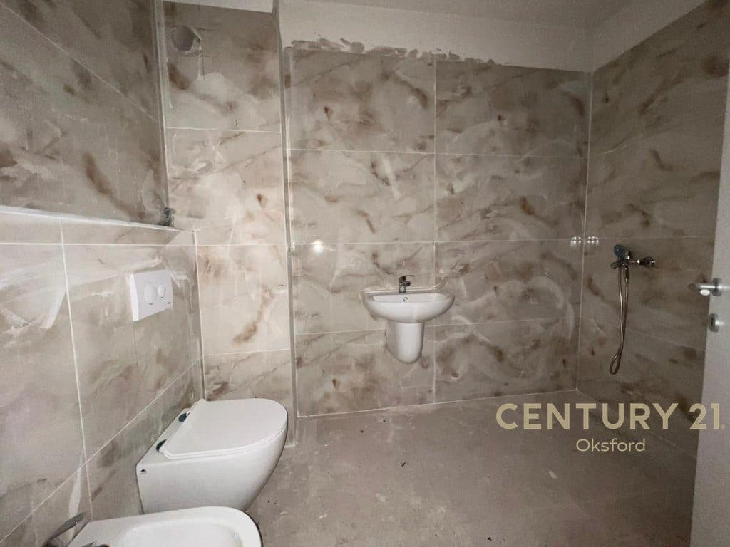 APARTAMENT 1+1 PER SHITJE NE YZBERISHT 3