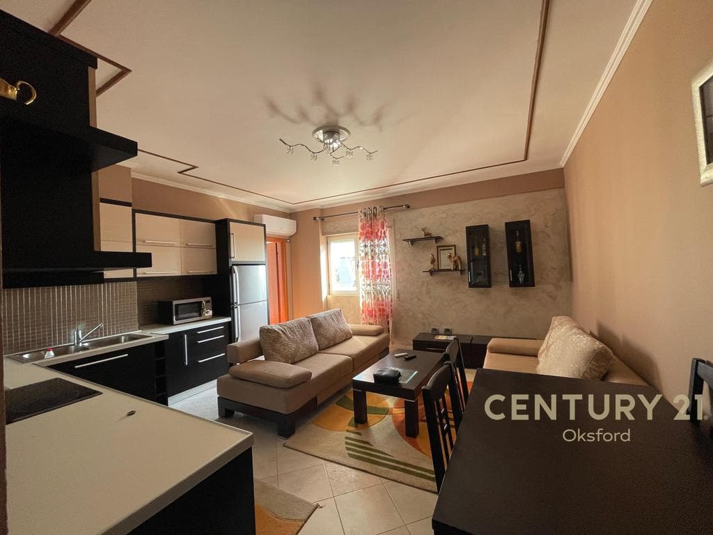 PLAZH ,DURRES APARTAMENT PER SHITJE 1+1