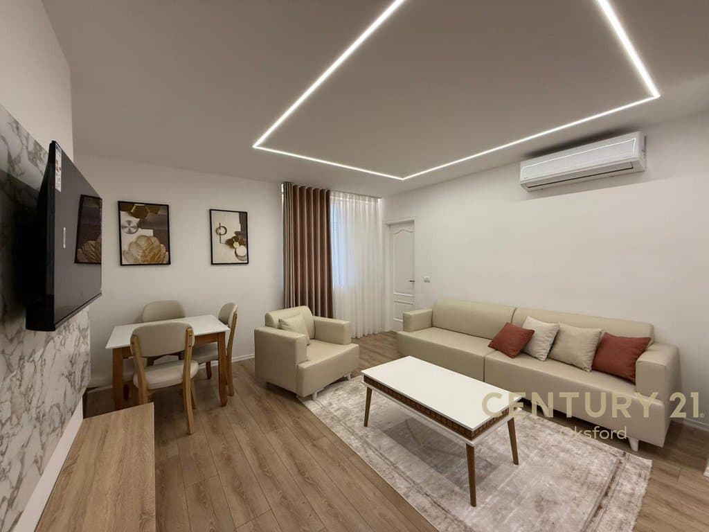 Shitet Apartament 1+1 i Arreduar pranë Qendrës së Tiranës – Rruga Fortuzi ! 3