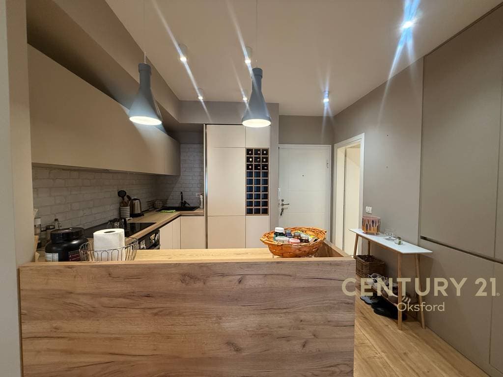 APARTAMENT PER QIRA 2+1+2,TEK KOMPLEKSI "KONTAKT"! 3