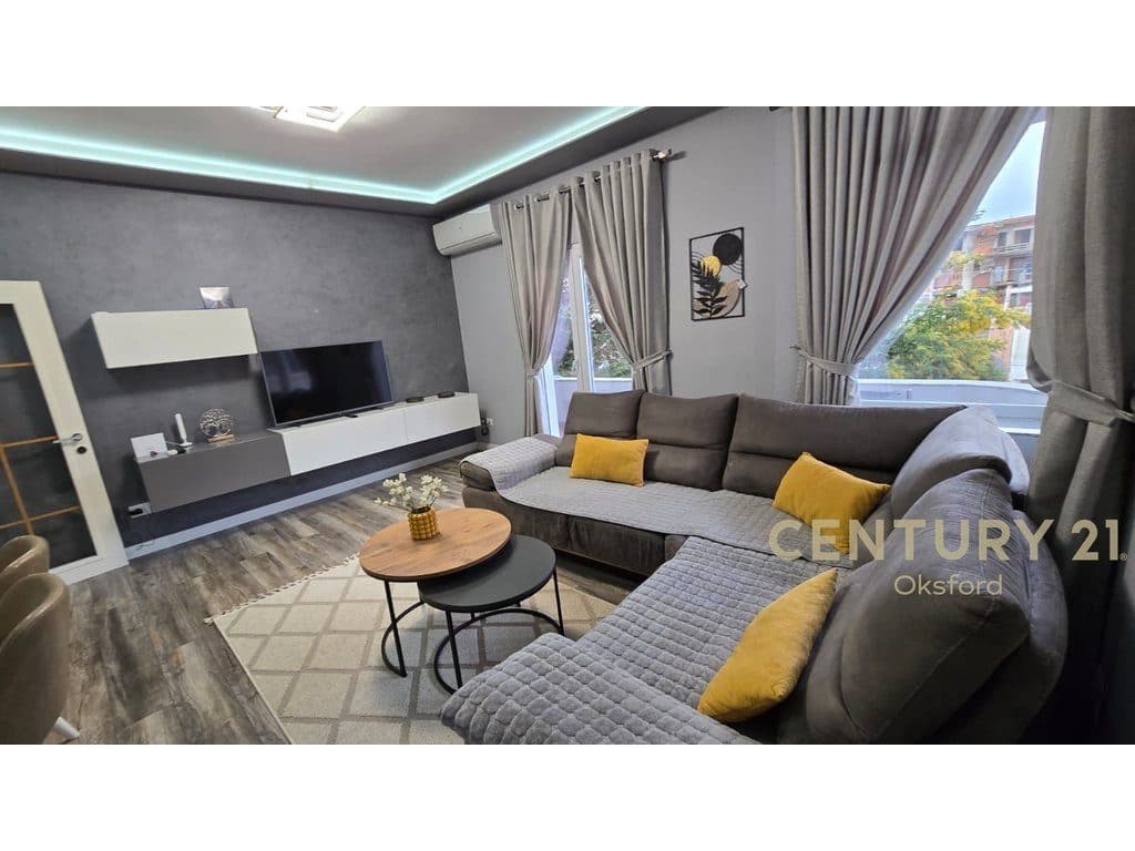 JEPET ME QIRA APARTAMENT 2+1+PARKIM NE SAUK