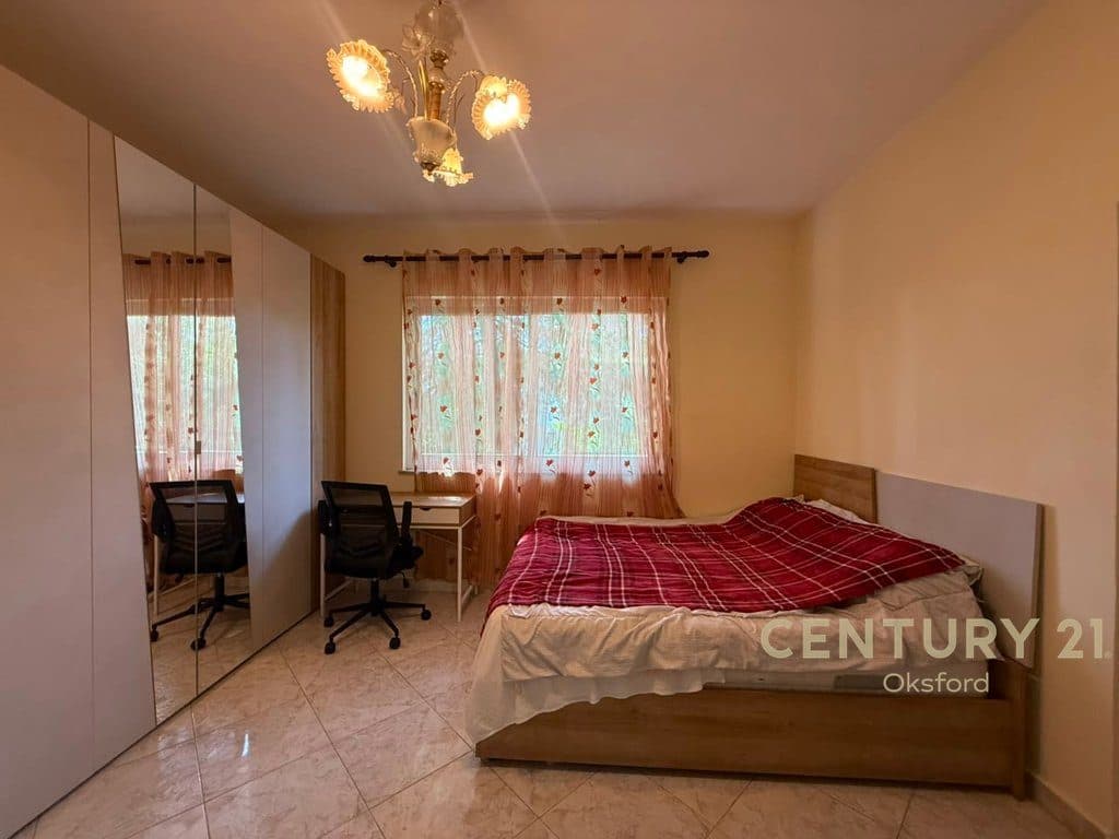 Jepet me qera apartament 1+1+post parkimi tek Vilat Gjermane! 3