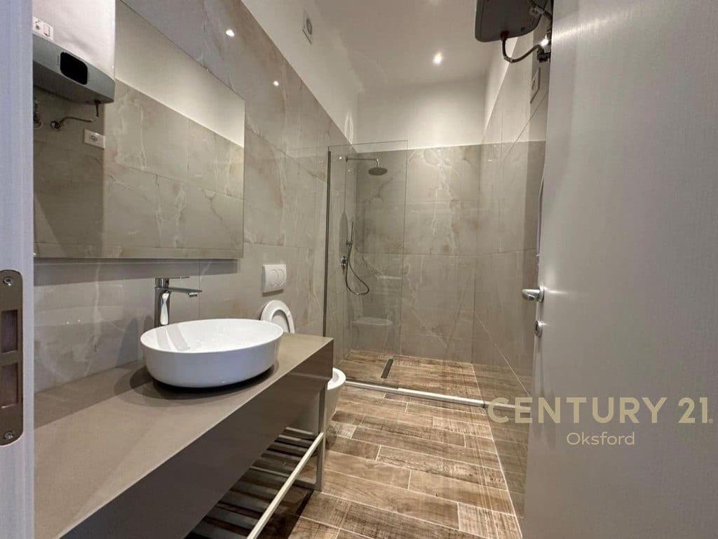 Apartament Modern 1+1 për Shitje në Golem – Kompleksi Freskia