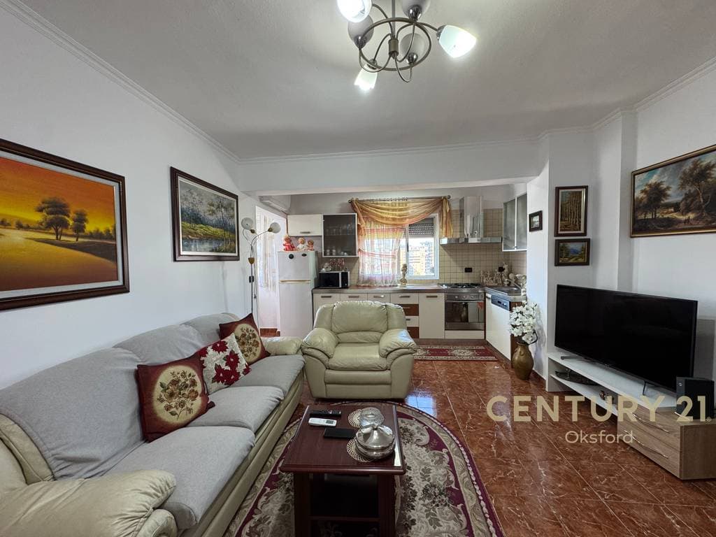 SHITET APARTAMENT 2+1 NE LAPRAK, RRUGA DRITAN HOXHA 3