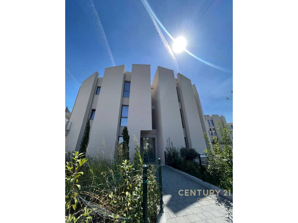 PËR SHITJE APARTAMENT 2+1+2 NË GREEN VALLEY REZIDENCA TIRANË 3
