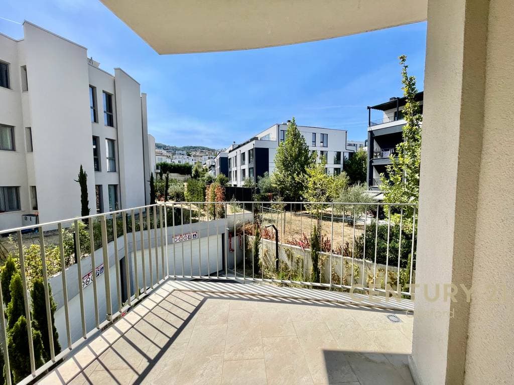 PËR SHITJE APARTAMENT 2+1+2 NË GREEN VALLEY REZIDENCA TIRANË 4