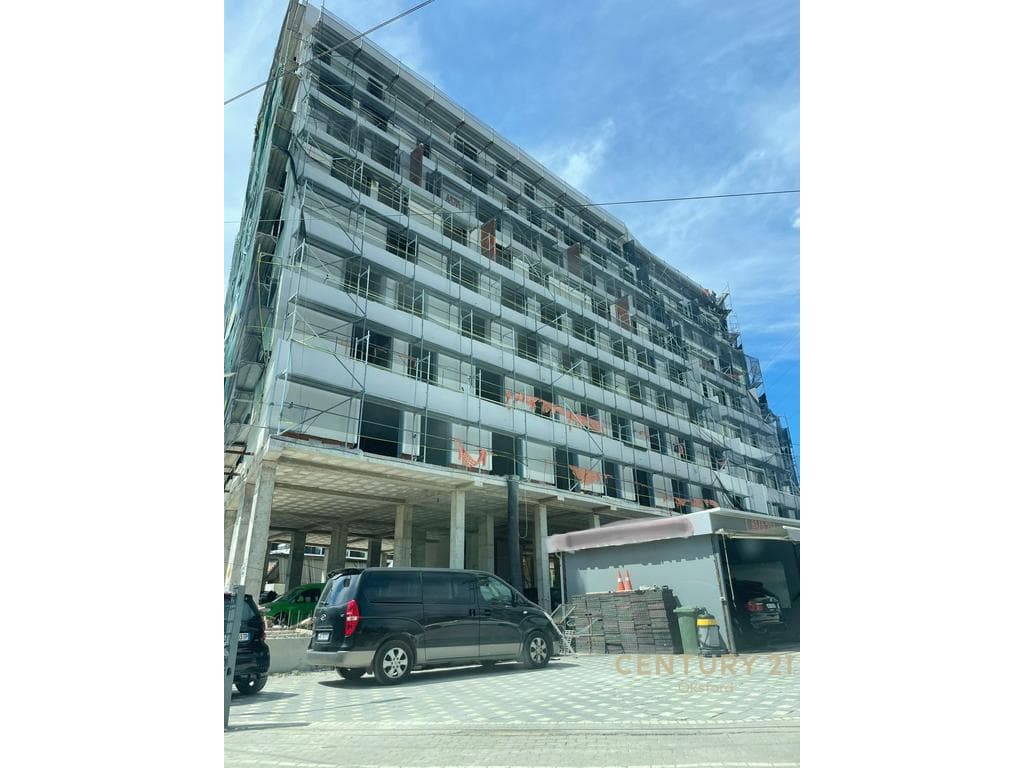 PENTHOUS NE PASKUQAN, APARTAMENT 3+1+2 ME POST PARKIMI PER SHITJE