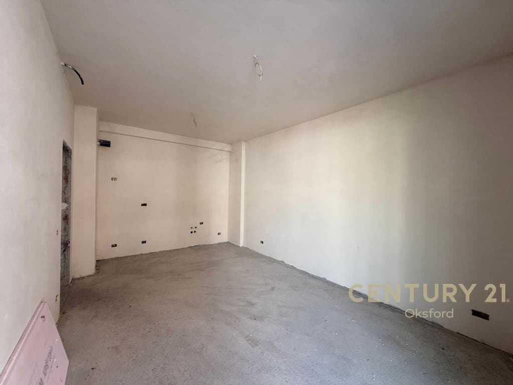 APARTAMENT 1+1 NE SHITJE, TEK REZIDENCA "TULIPAN"! 2