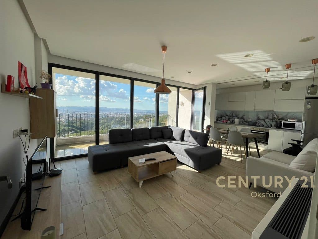 APARTAMENT ME QIRA 2+1+2 ME POST PARKIMI NE DAJT 2