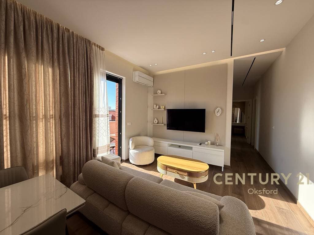 Jepet me Qira Apartament Modern 2+1+Verandë+Post Parkimi, në Kompleksi Deliorgji!