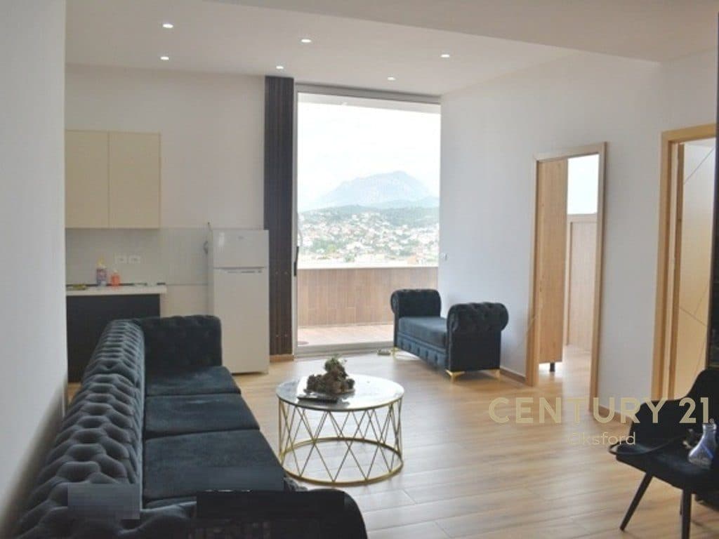PER QIRA PENTHOUSE APARTAMENT 5+2 TE SHKOLLA E BASHKUAR 3