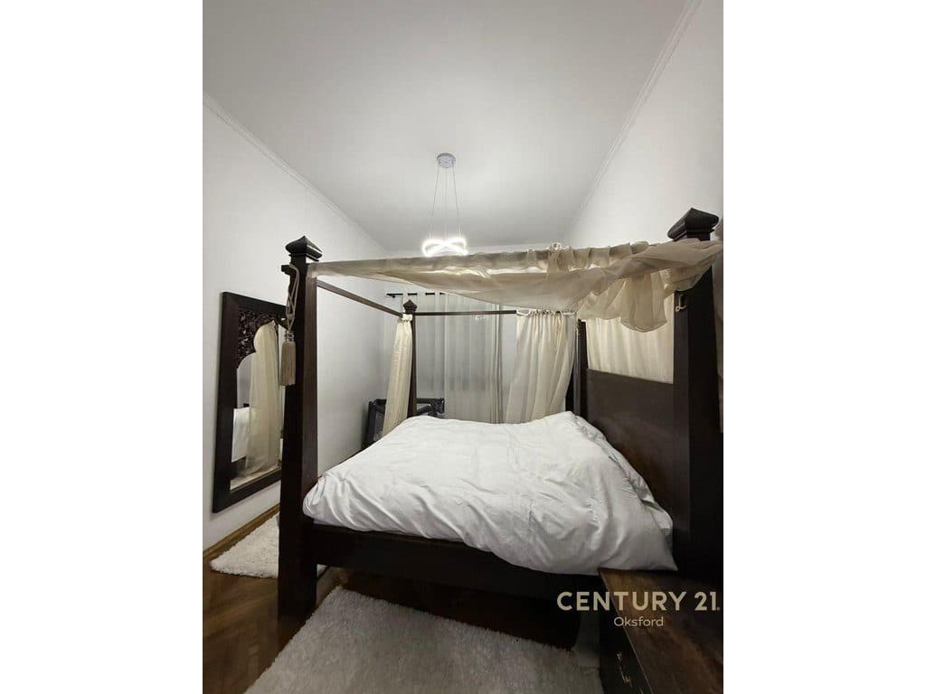 Apartament 2+1+2 afër qendrës, Rruga Barrikadave, Tiranë! 4