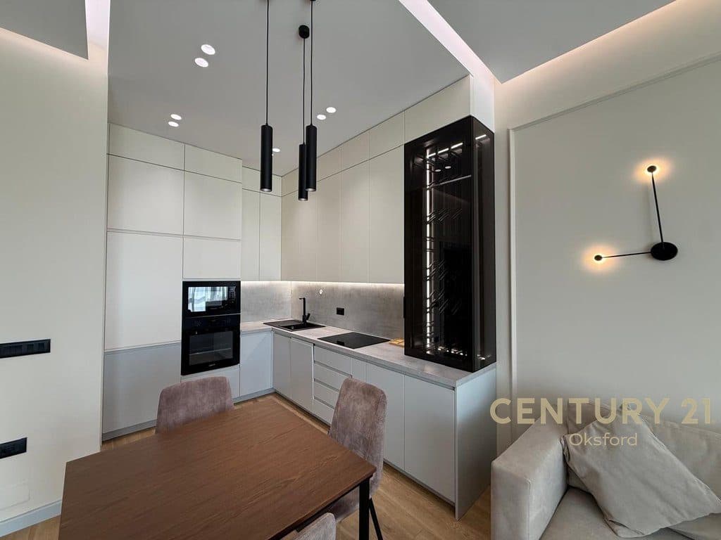 Apartament per qira 1+1 i mobiluar, tek Kompleksi "Square21"! 2