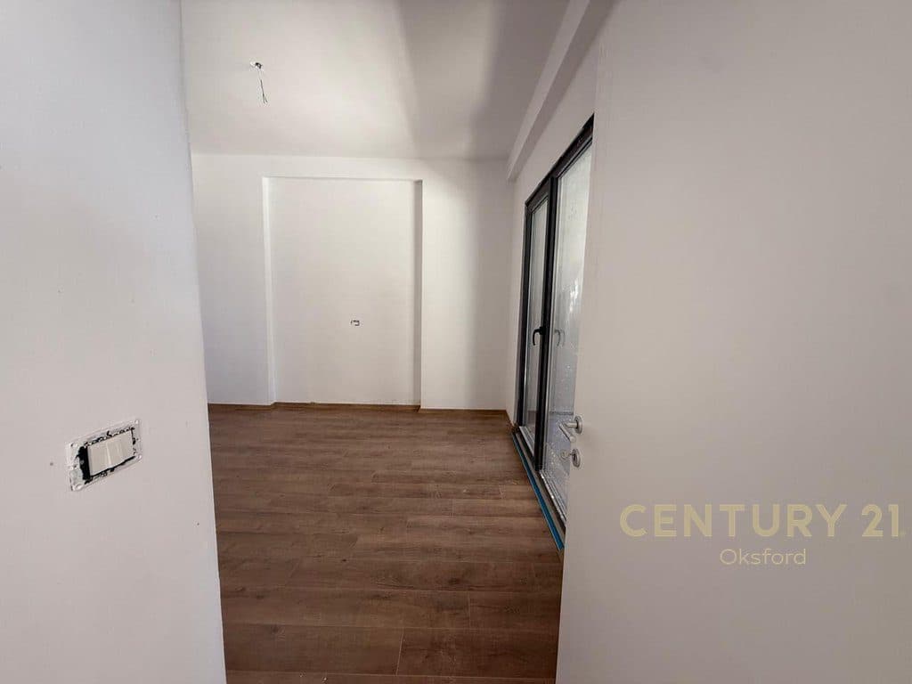 SHESIM APARTAMENT 1+1 TEK RRUGA E ELBASANIT , TEK "XHELUKS RESIDENCE "! 4