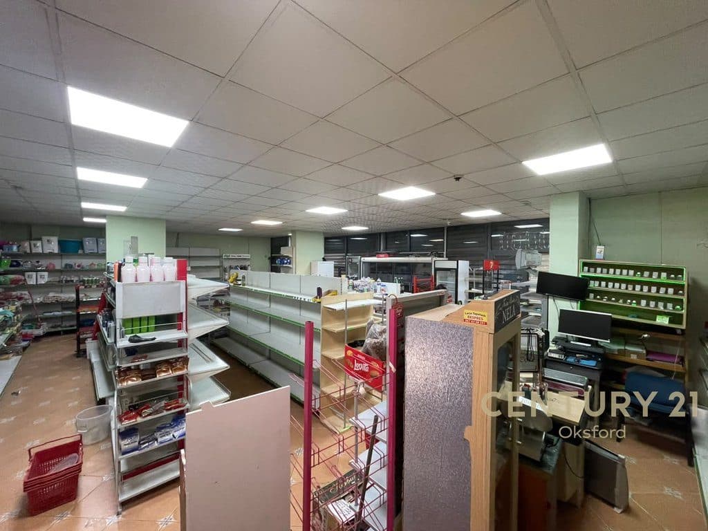 AMBIENT KOMERCIAL 95m2 PER QIRA NE YZBERISHT 3